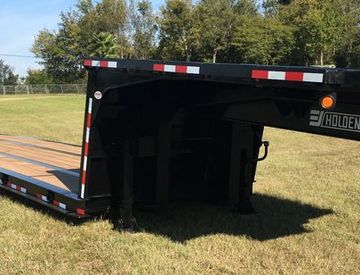 Moore Truck and Equipment Inventory:  Holden 20 Ton Tandem Axle Double Drop Cooler Hauling Trailer
